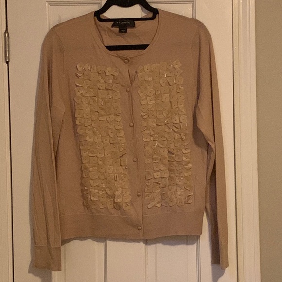 St.John Cardigan - Picture 1 of 5
